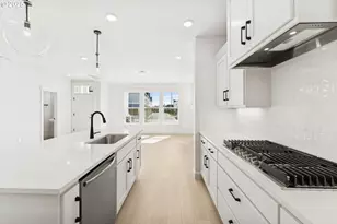 3487 SE 86th Ave, Hillsboro, OR 97123 - Photo 5