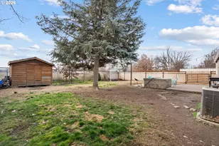 910 E College St, Echo, OR 97826 - Photo 19