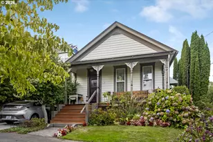 215 SW Hamilton St, Portland, OR 97239 - Photo 1