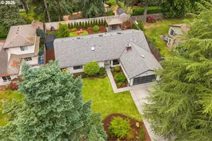 19025 Indian Springs Circle, Lake Oswego, OR 97035 - Photo 39