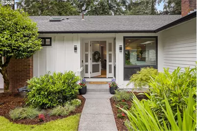 19025 Indian Springs Cir, Lake Oswego, OR 97035 - Photo 3