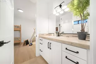 818 NW 173rd Circle, Ridgefield, WA 98642 - Photo 33