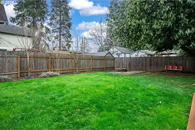 8265 N Fiske Ave, Portland, OR 97203 - Photo 19