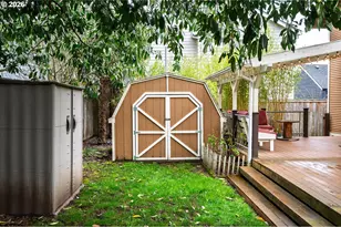 8265 N Fiske Ave, Portland, OR 97203 - Photo 27