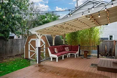 8265 N Fiske Ave, Portland, OR 97203 - Photo 25