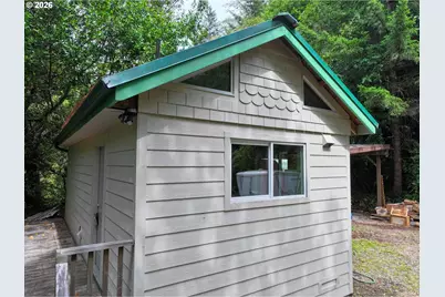 98179 Tuttle Ln, Brookings, OR 97415 - Photo 5