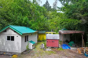 98179 Tuttle Ln, Brookings, OR 97415 - Photo 3