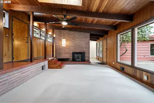 75 W 35th Pl, Eugene, OR 97405 - Photo 3