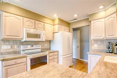 1900 NW Carden Ave #16, Pendleton, OR 97801 - Photo 13