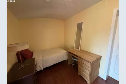 402 SE 75th Ave, Portland, OR 97215 - Photo 39