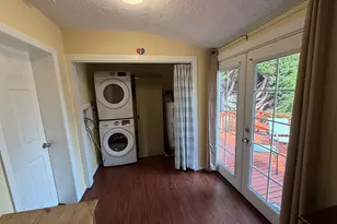 402 SE 75th Ave, Portland, OR 97215 - Photo 41