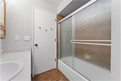 685 SW 20th Cir, Troutdale, OR 97060 - Photo 33