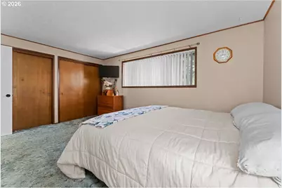 685 SW 20th Cir, Troutdale, OR 97060 - Photo 25