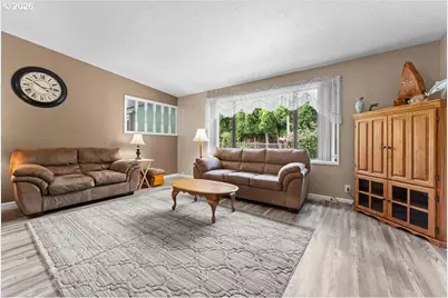685 SW 20th Cir, Troutdale, OR 97060 - Photo 13