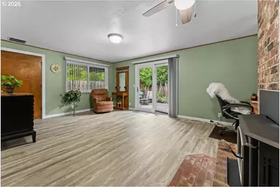 685 SW 20th Cir, Troutdale, OR 97060 - Photo 19