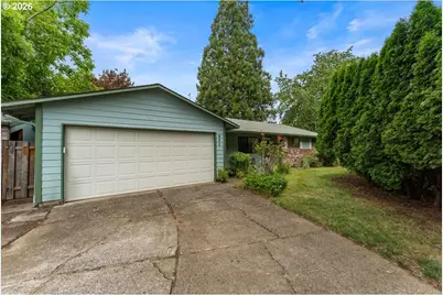 685 SW 20th Cir, Troutdale, OR 97060 - Photo 1