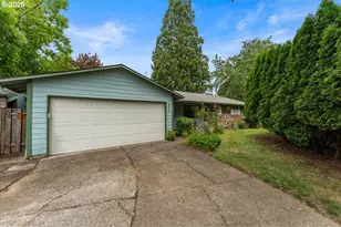 685 SW 20th Cir, Troutdale, OR 97060 - Photo 1