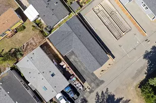 333 SE Oar Ave, Lincoln City, OR 97367 - Photo 23