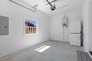 333 SE Oar Ave, Lincoln City, OR 97367 - Photo 13