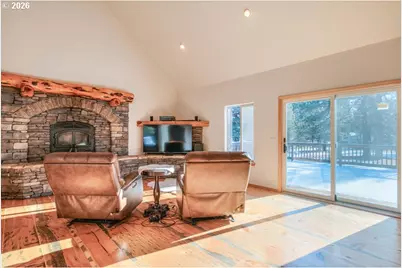 17879 Kodiak Ln, Bend, OR 97707 - Photo 7