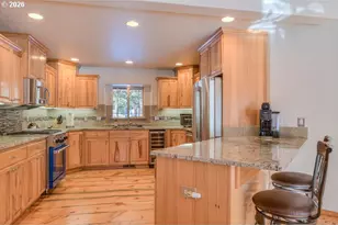 17879 Kodiak Ln, Bend, OR 97707 - Photo 11