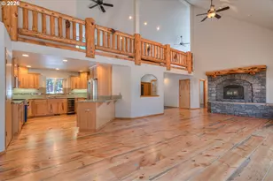 17879 Kodiak Ln, Bend, OR 97707 - Photo 7