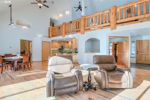 17879 Kodiak Ln, Bend, OR 97707 - Photo 13