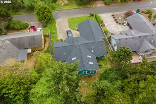640 SW Kelsie Ln, Waldport, OR 97394 - Photo 3
