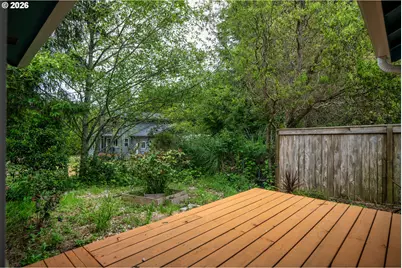 640 SW Kelsie Ln, Waldport, OR 97394 - Photo 33