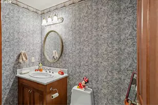 630 Eureka Ave, Silverton, OR 97381 - Photo 45