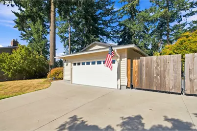 12439 Blue Ridge Dr, Oregon City, OR 97045 - Photo 5