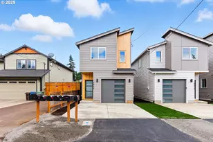 6888 SE Lamphier St, Milwaukie, OR 97222 - Photo 3