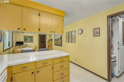 7491 SE La Paz St, Milwaukie, OR 97267 - Photo 11