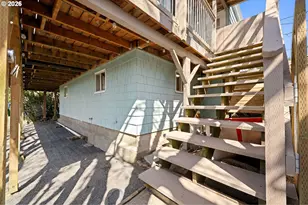 341 Kensington Ave, Astoria, OR 97103 - Photo 35