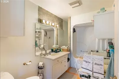 1130 Quince St, Florence, OR 97439 - Photo 15