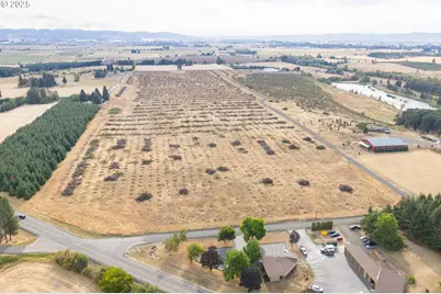 595 N Fir Villa Rd, Dallas, OR 97338 - Photo 9