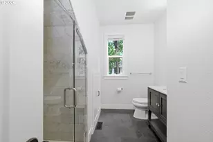1930 Sterling Park Pl, Eugene, OR 97408 - Photo 11