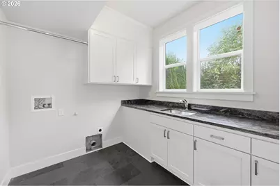 1930 Sterling Park Pl, Eugene, OR 97408 - Photo 27