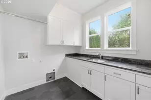1930 Sterling Park Pl, Eugene, OR 97408 - Photo 27