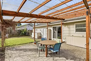 2418 NE 137th Ave, Portland, OR 97230 - Photo 21