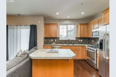 8139 NE Rockne Way, Hillsboro, OR 97006 - Photo 13