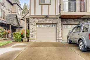 8139 NE Rockne Way, Hillsboro, OR 97006 - Photo 3