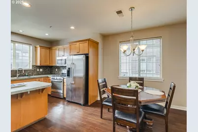 8139 NE Rockne Way, Hillsboro, OR 97006 - Photo 19