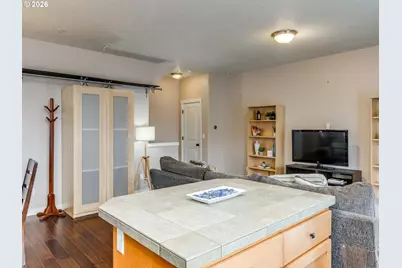 8139 NE Rockne Way, Hillsboro, OR 97006 - Photo 17