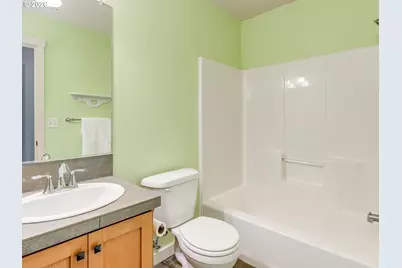 8139 NE Rockne Way, Hillsboro, OR 97006 - Photo 29