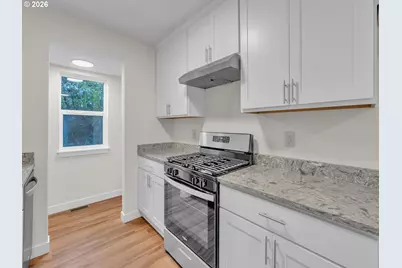 3862 SE Ivon St, Portland, OR 97202 - Photo 17