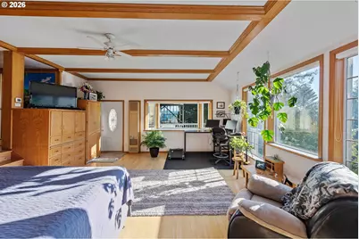 770 18th Ave, Coos Bay, OR 97420 - Photo 27