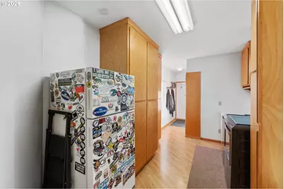 770 18th Ave, Coos Bay, OR 97420 - Photo 23