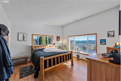 770 18th Ave, Coos Bay, OR 97420 - Photo 3