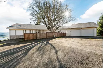 770 18th Ave, Coos Bay, OR 97420 - Photo 1